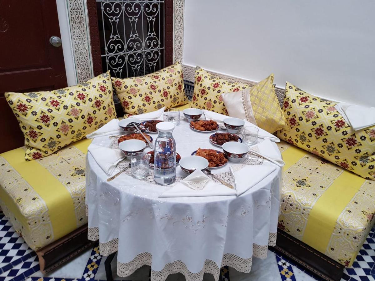 Riad Fes Colors & Spa - Family Lodging Exteriör bild