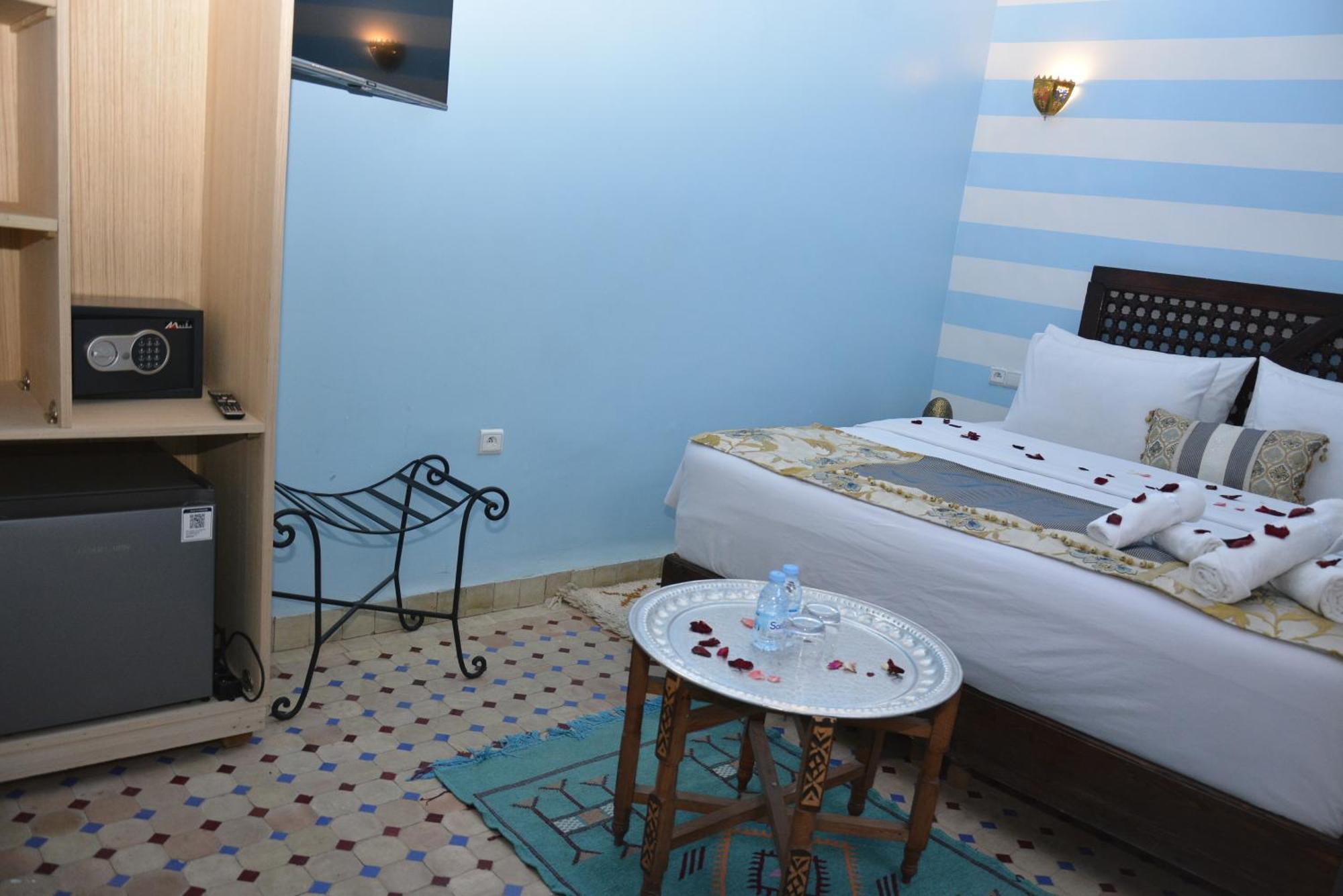 Riad Fes Colors & Spa - Family Lodging Exteriör bild